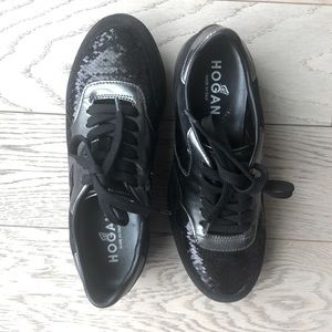 HOGAN Sneakers